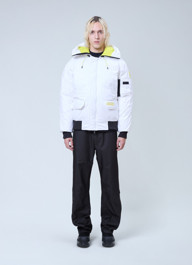 Canada Goose Chilliwack Bomber Jacket outlook