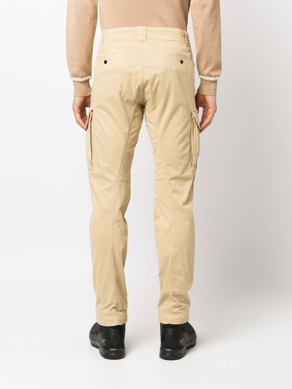 Lens-detail cargo tapered trousers - 4