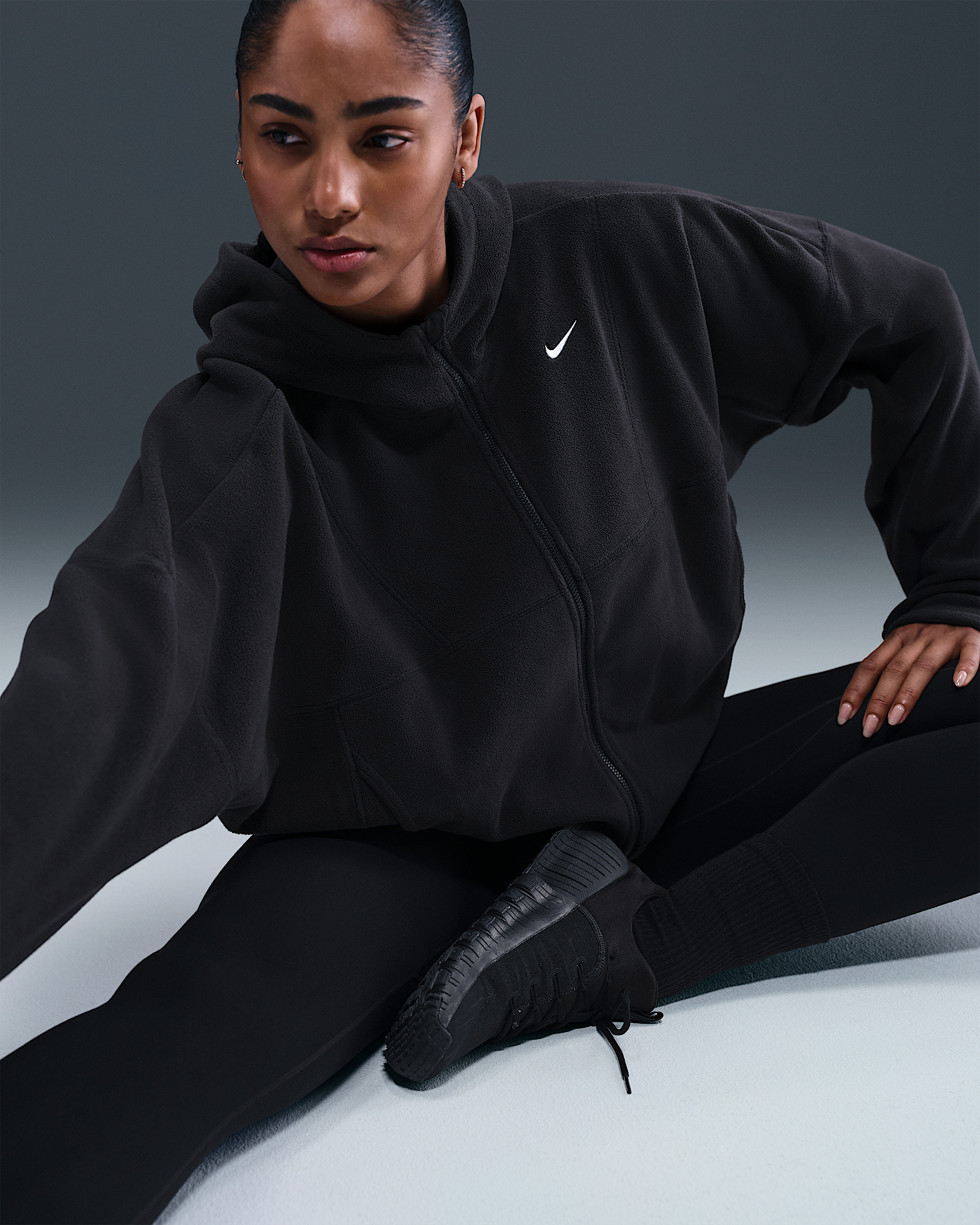 Nike One Women's Therma-FIT Full-Zip Top - 3