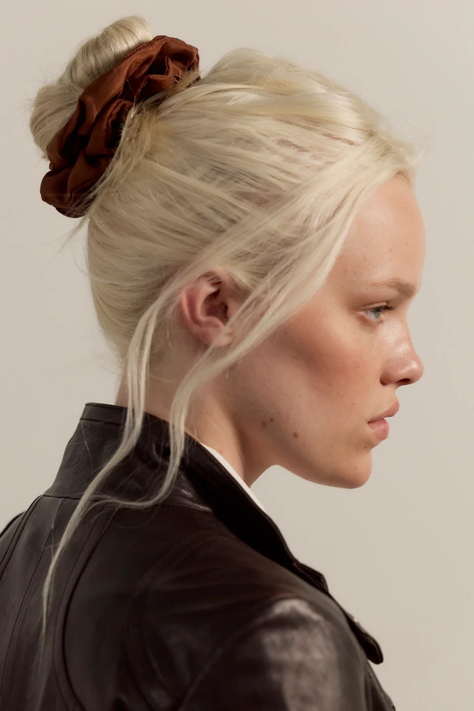 Leni Silk Scrunchie - 1