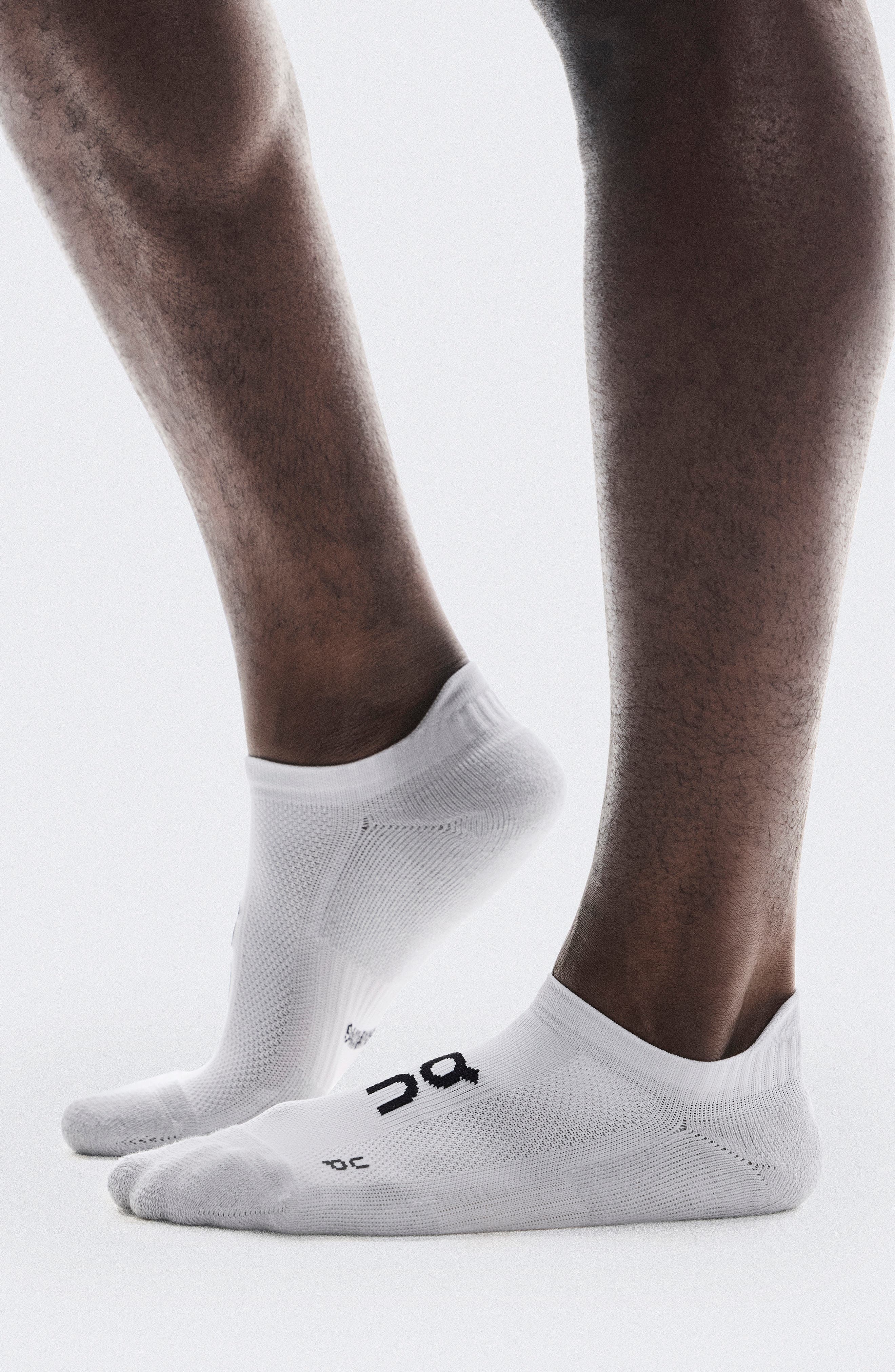 On Core Low 2-Pack Run Socks in Glacier at Nordstrom - 6