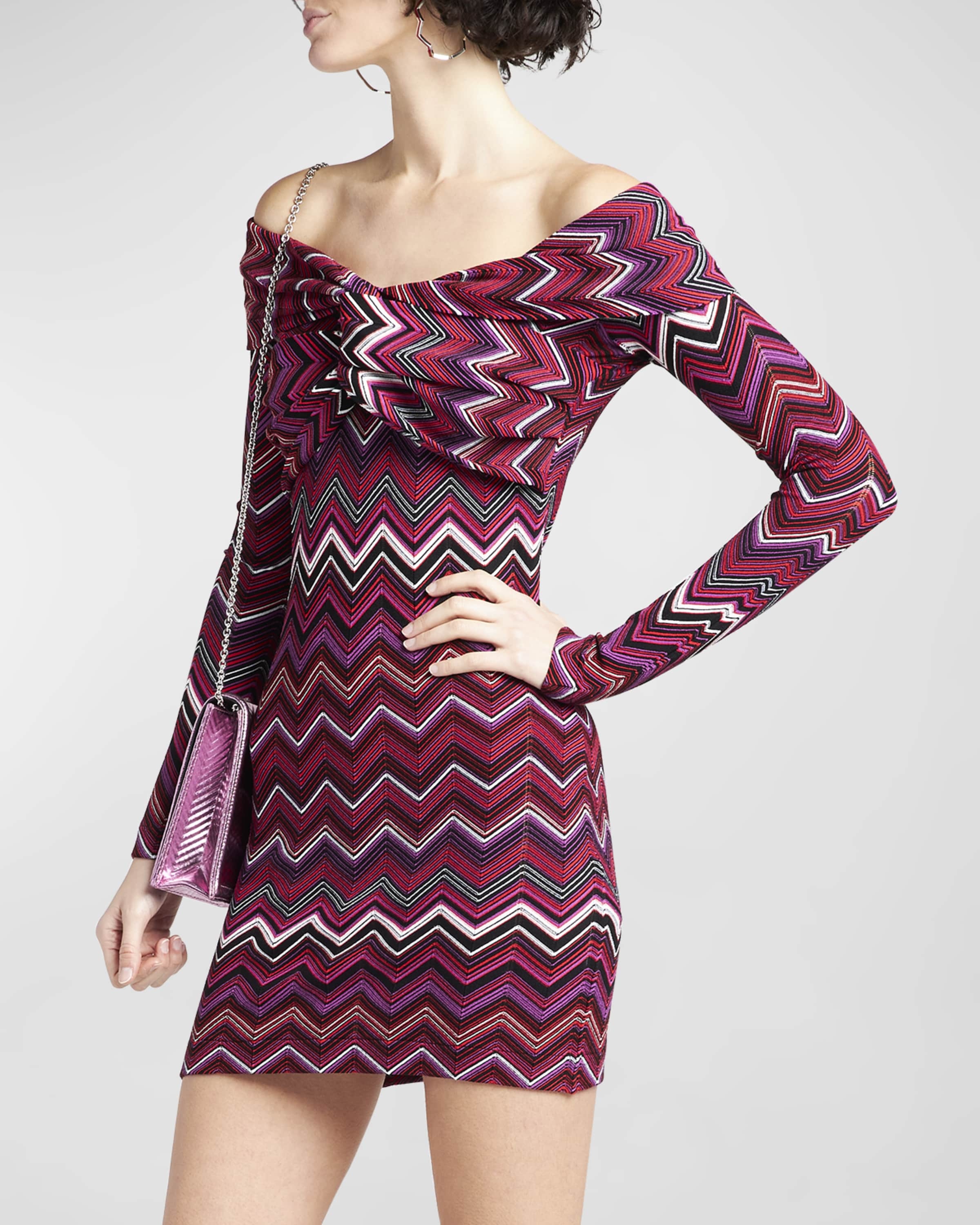 Chevron Twisted Off-The-Shoulder Long-Sleeve Mini Dress - 3