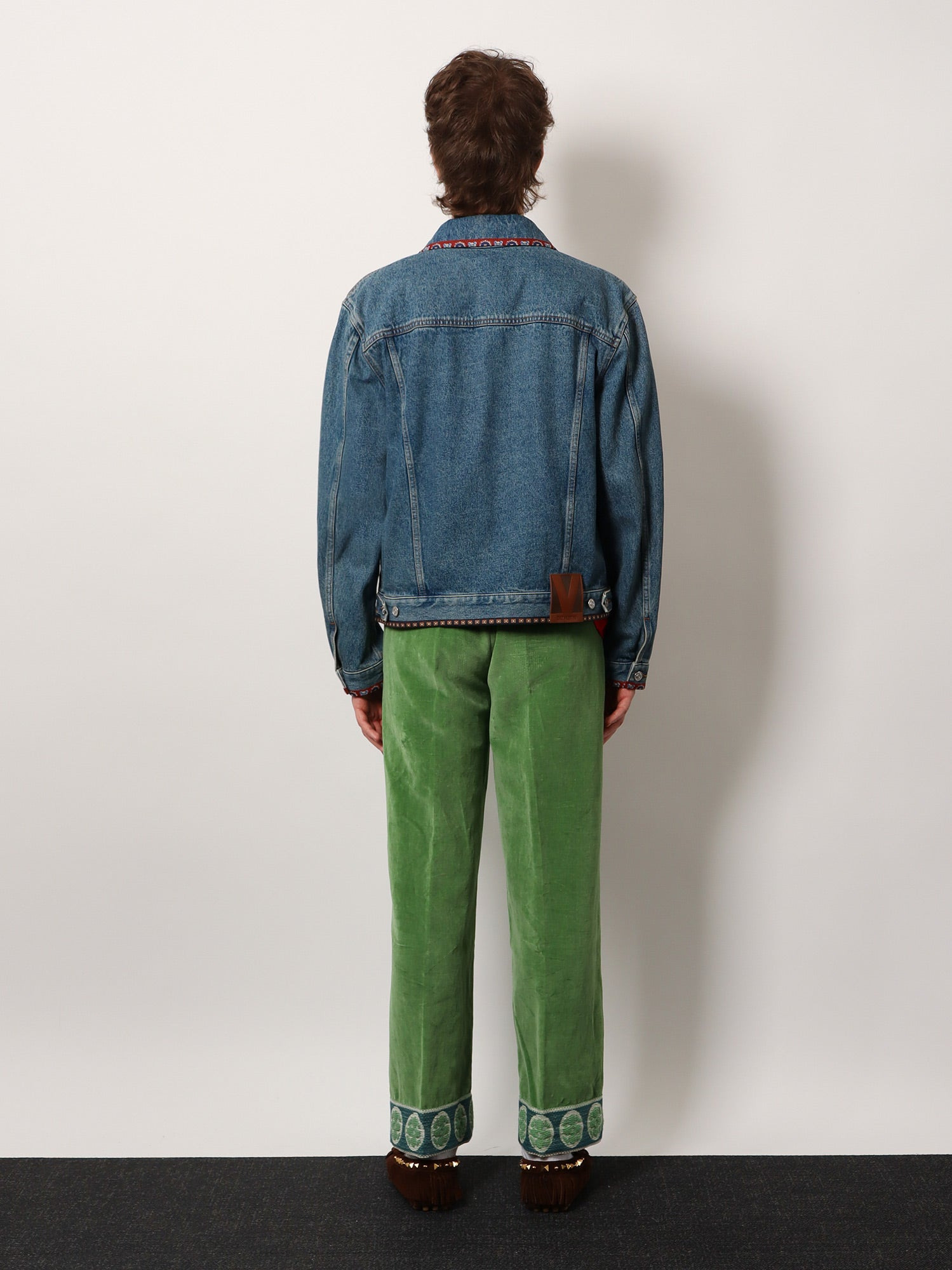 DENIM JACKET WITH MULTICOLOR EMBROIDERY - 3