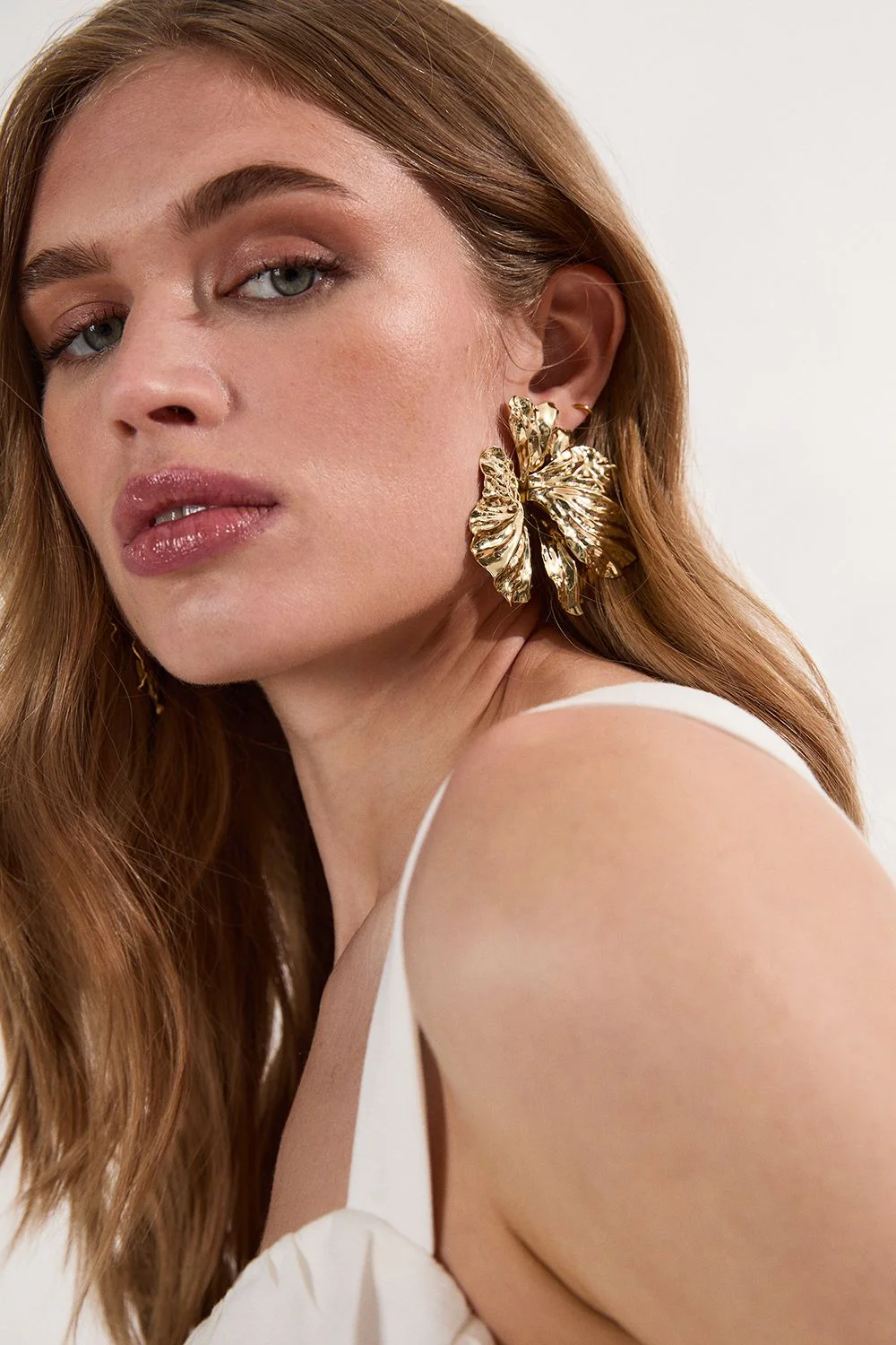 Gold Floral Stud Earrings - 1