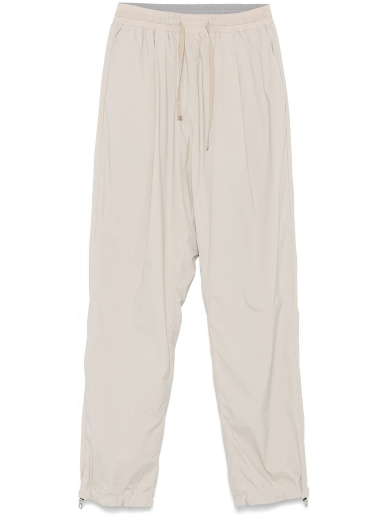 tapered trousers 1