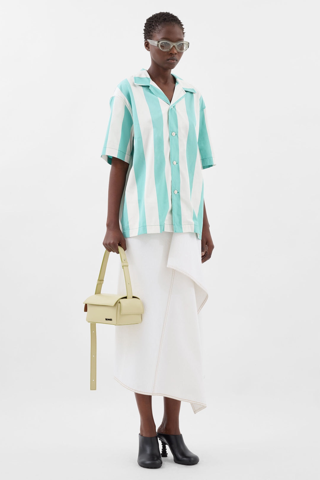SHORTSLEEVE SHIRT / off white & green stripes - 3