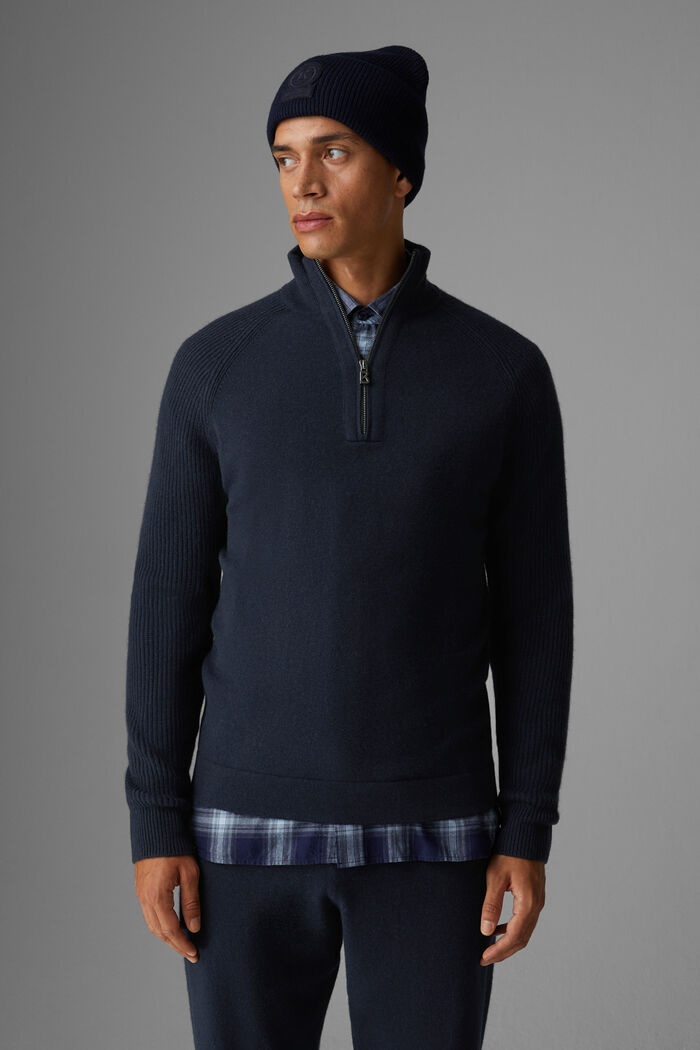 Dash Half-zipper knitted pullover in Navy blue - 2