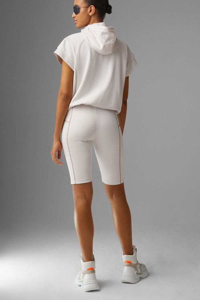 Pilar Shorts in Off-white - 3