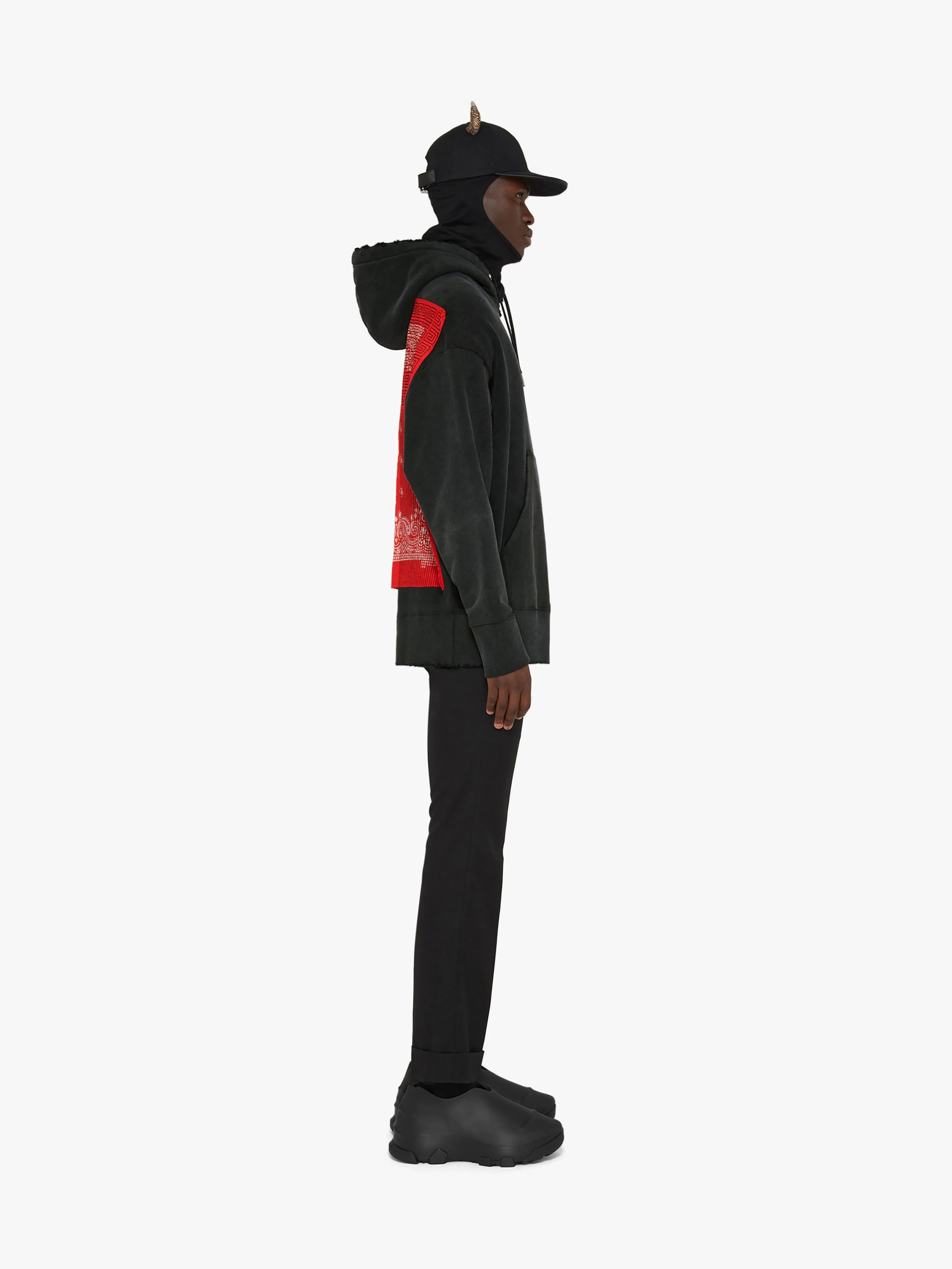 OVERSIZED HOODIE WITH BANDANA PATCH - 3