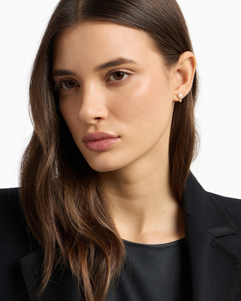 EMPORIO ARMANI WHITE PEARL STUD EARRINGS outlook