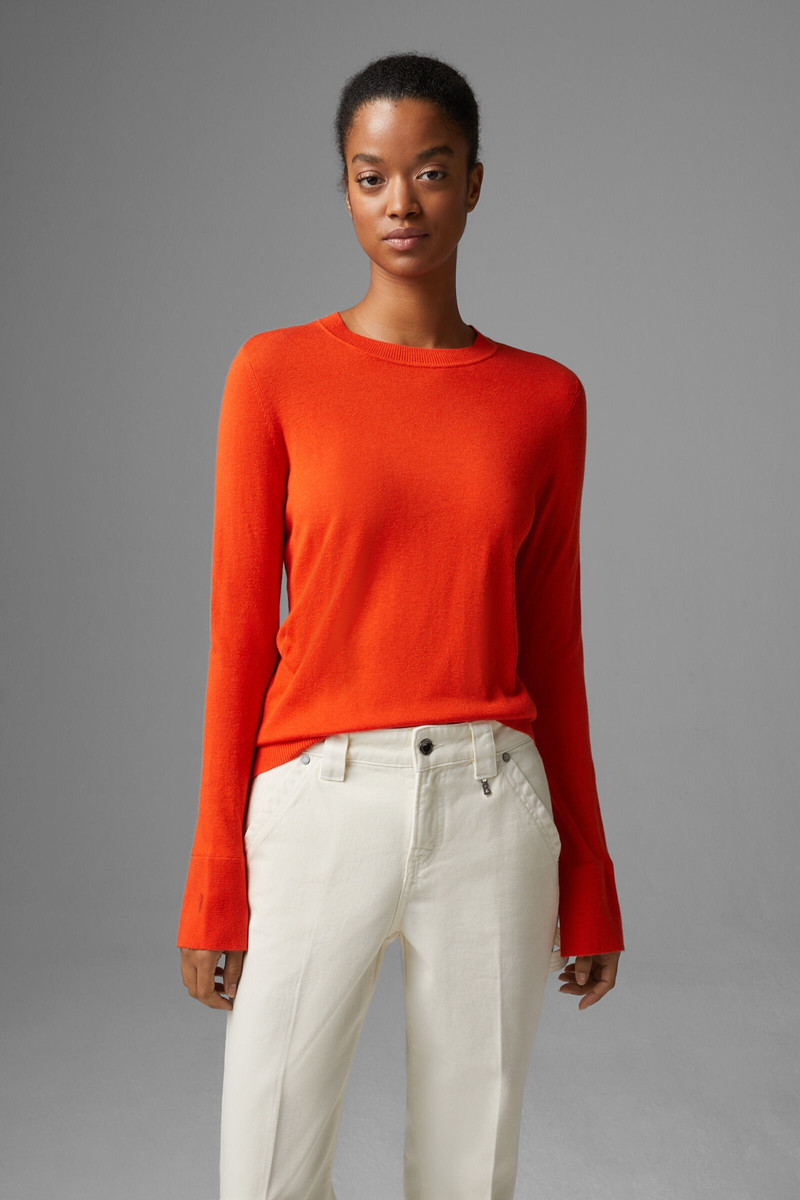Ivana sweater in Red 2