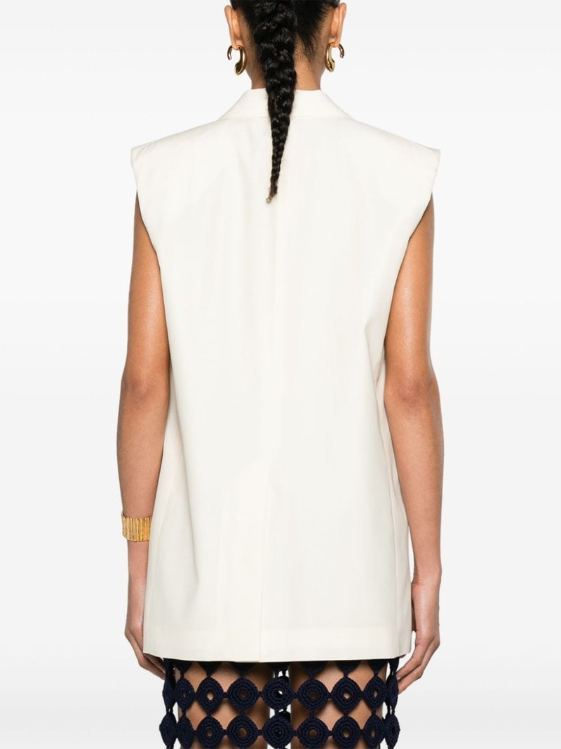 single-breasted waistcoat 4