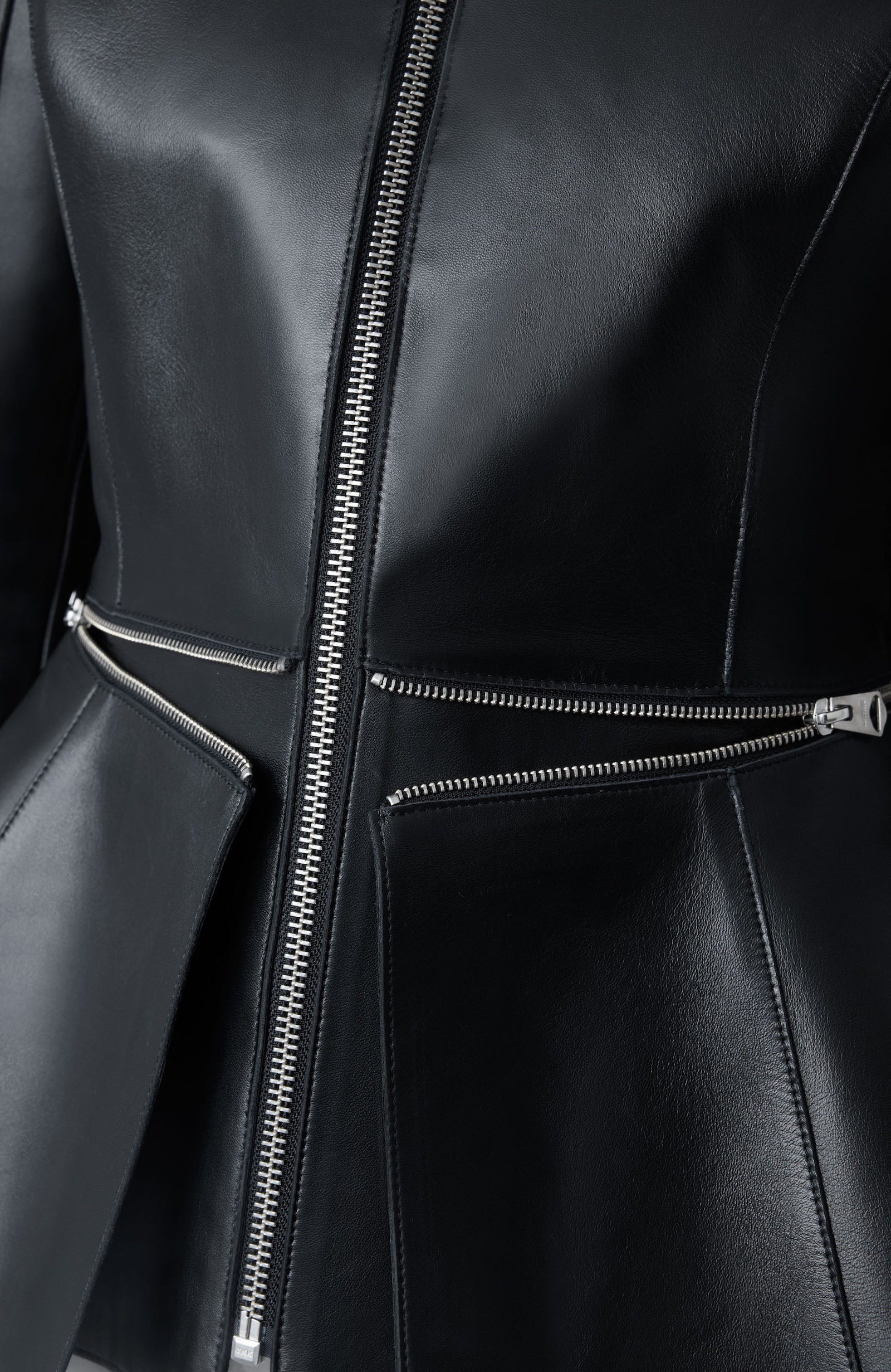 JESSYAN Fitted Lamb Leather Jacket - 6