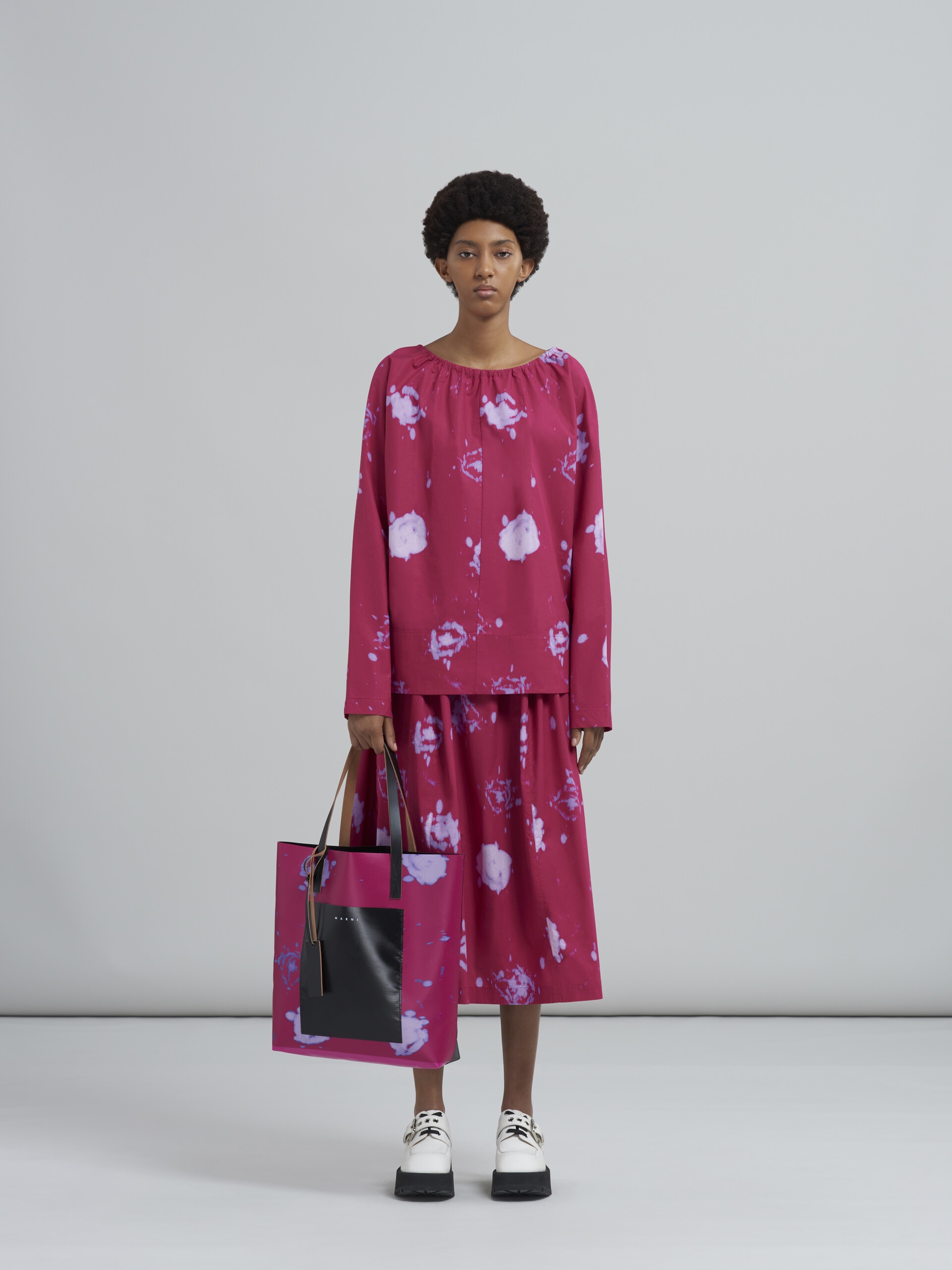 PINK FADED ROSES PRINT PVC BAG - 2