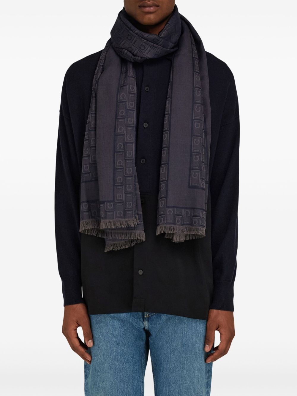 Gancini-jacquard stole - 4