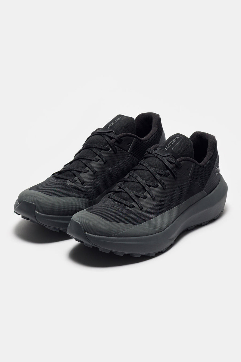 Arc'teryx Norvan LD 4 Sneaker in Black/Graphite outlook