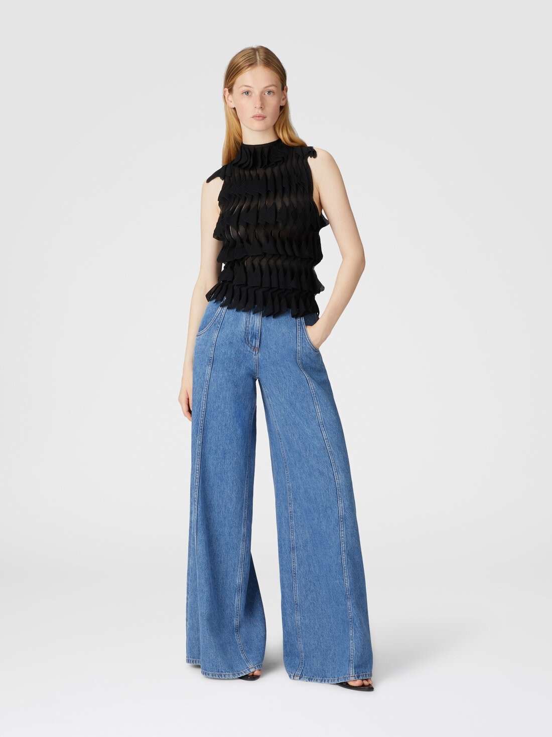 Sleeveless top with ruffles - 2
