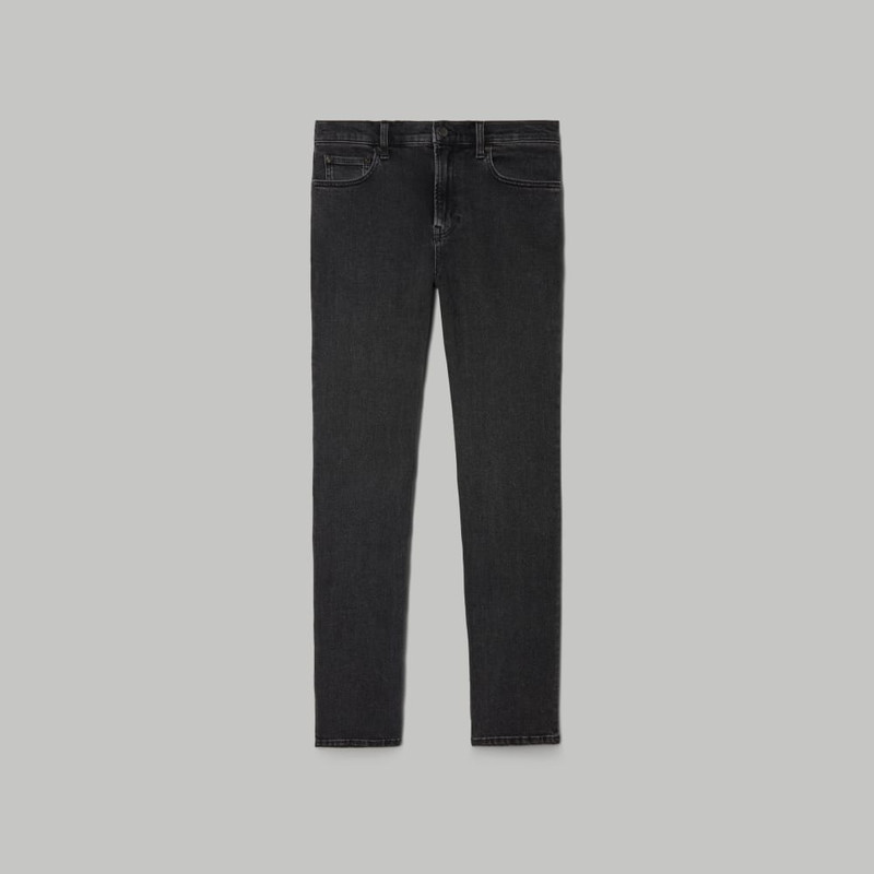 THE CLASSIC STRAIGHT JEAN 1