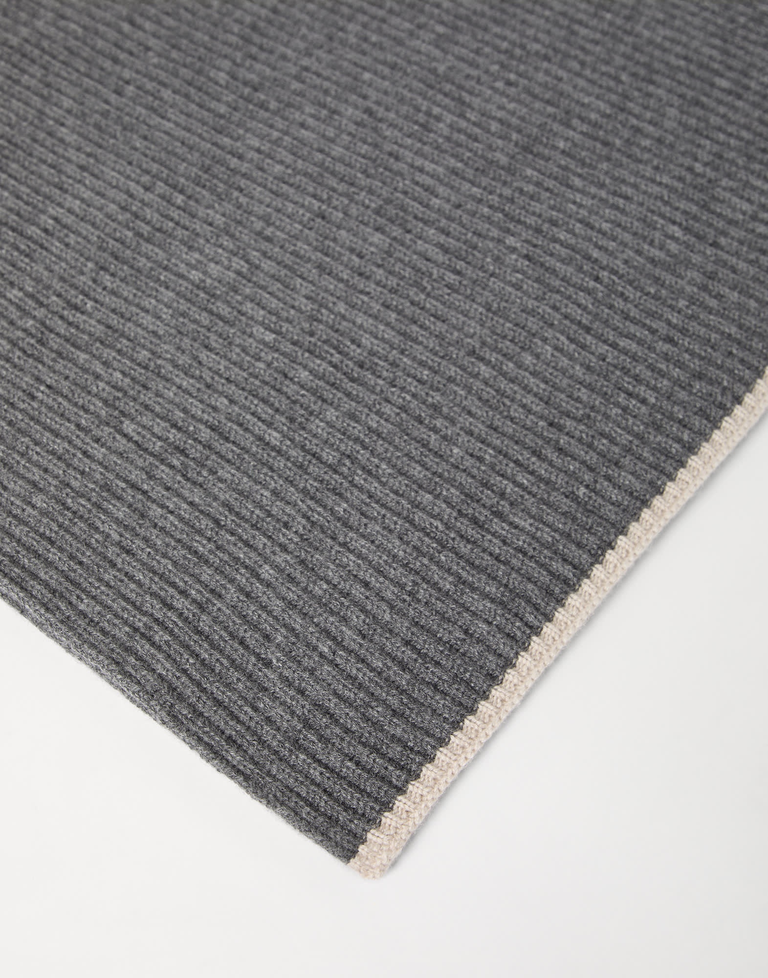 Cashmere English rib knit scarf with monili - 2