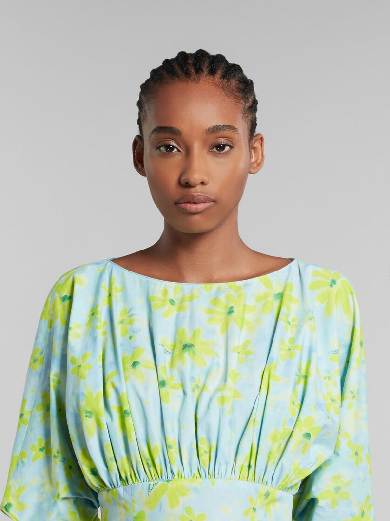 LIGHT GREEN POPLIN GATHERED DRESS WITH PARADE PRINT 4