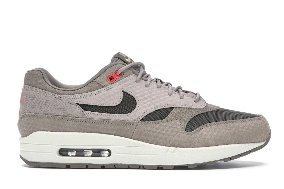 Nike Air Max 1 Cut Out Swoosh Moon Particle - 1