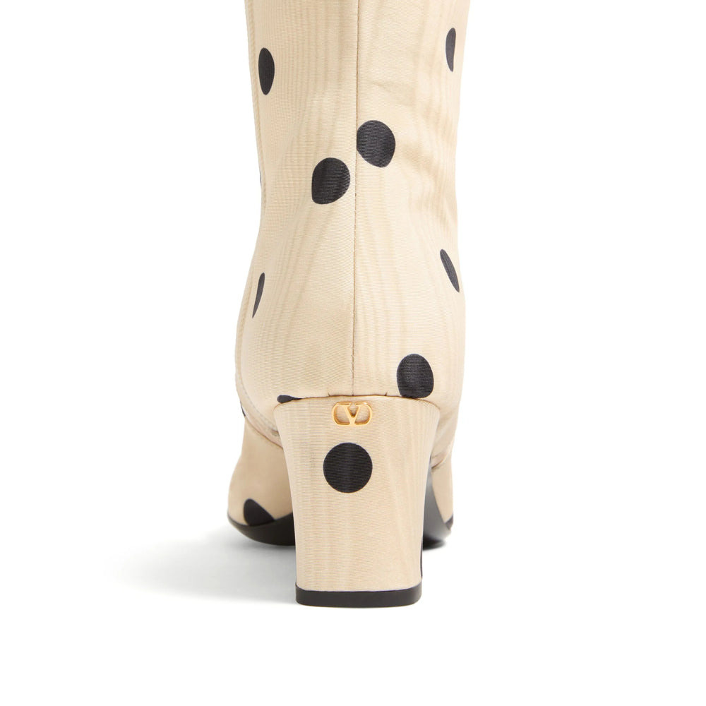 Valentino Garavani Neutrals Boots Women - 4