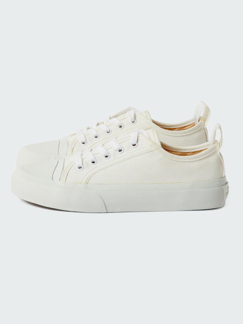 Byrd Canvas Shoe 1