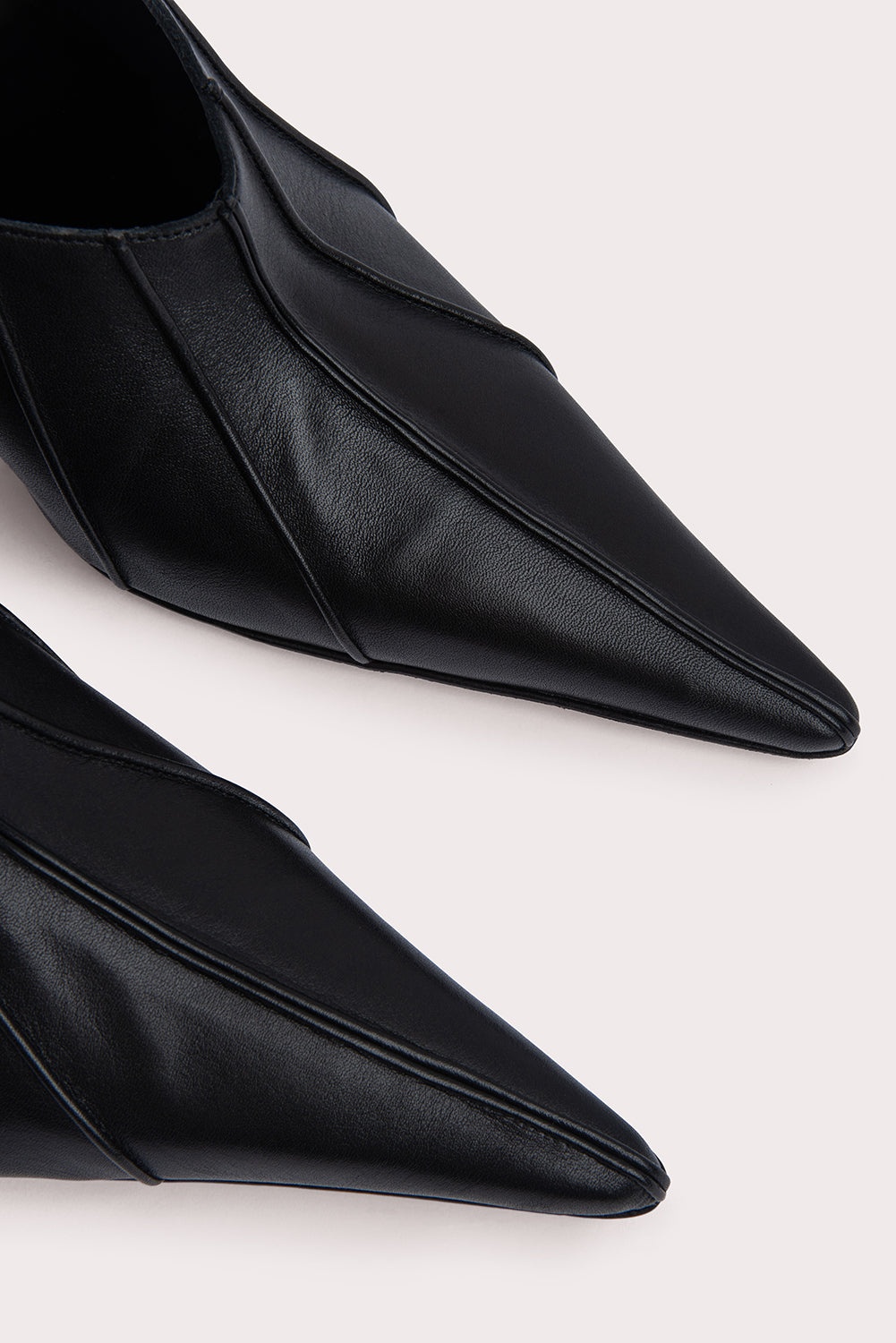 Trish Black Nappa Leather - 3