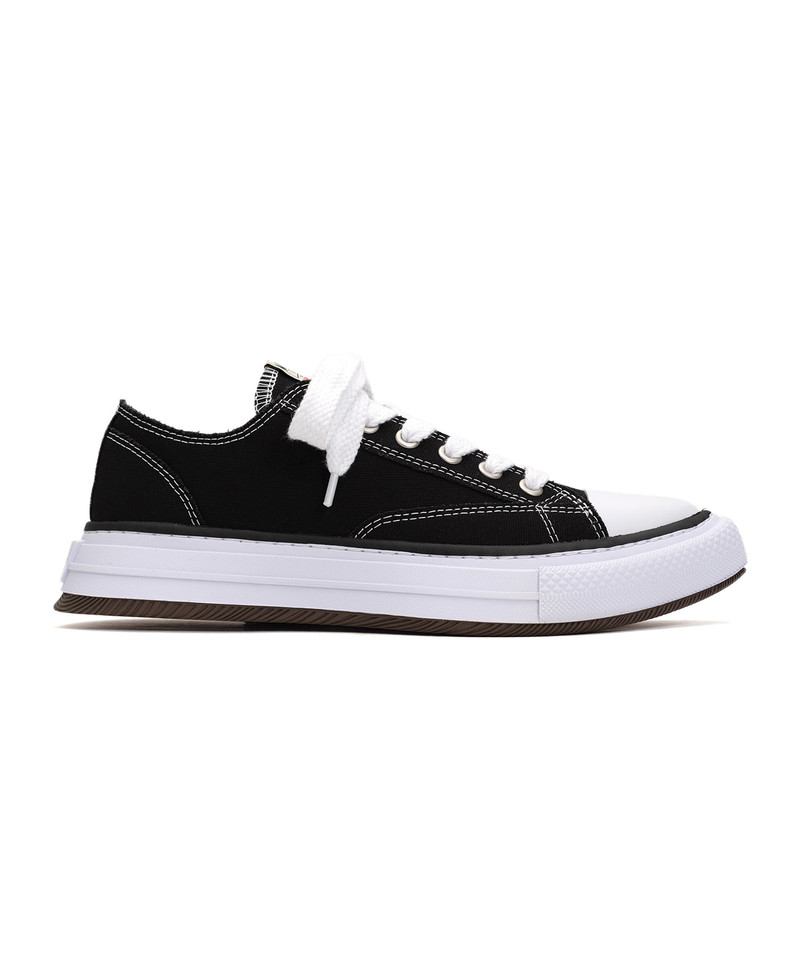 "YUCCA" OG Sole Canvas Low-top Sneaker 1