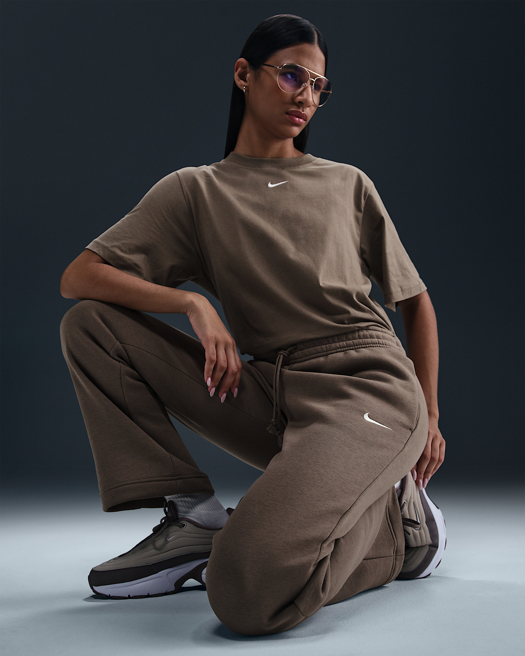 Nike Sportswear Phoenix Fleece Women's Mid-Rise Open-Hem Pants - 5