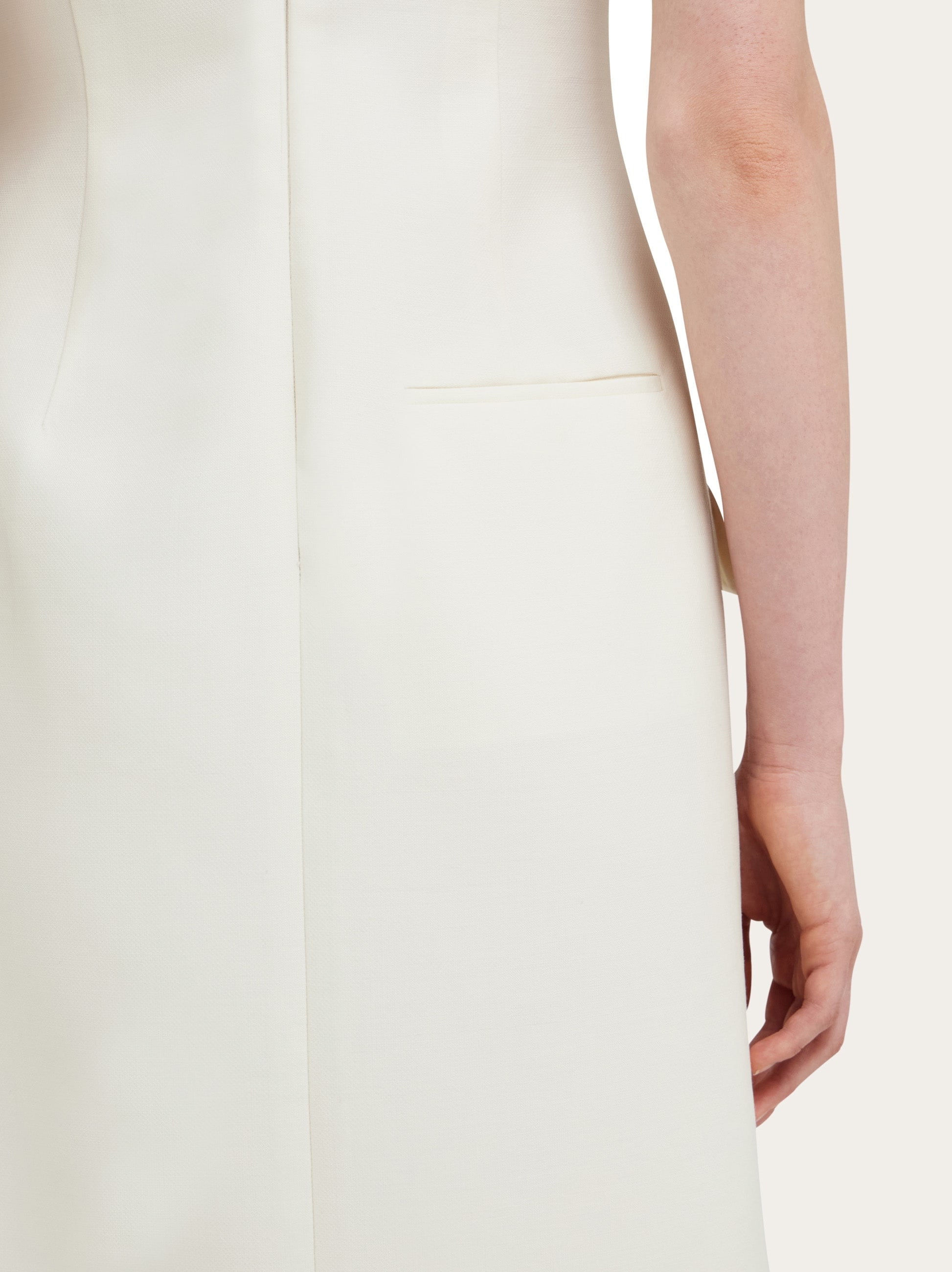 Sleeveless tailored dress - 5