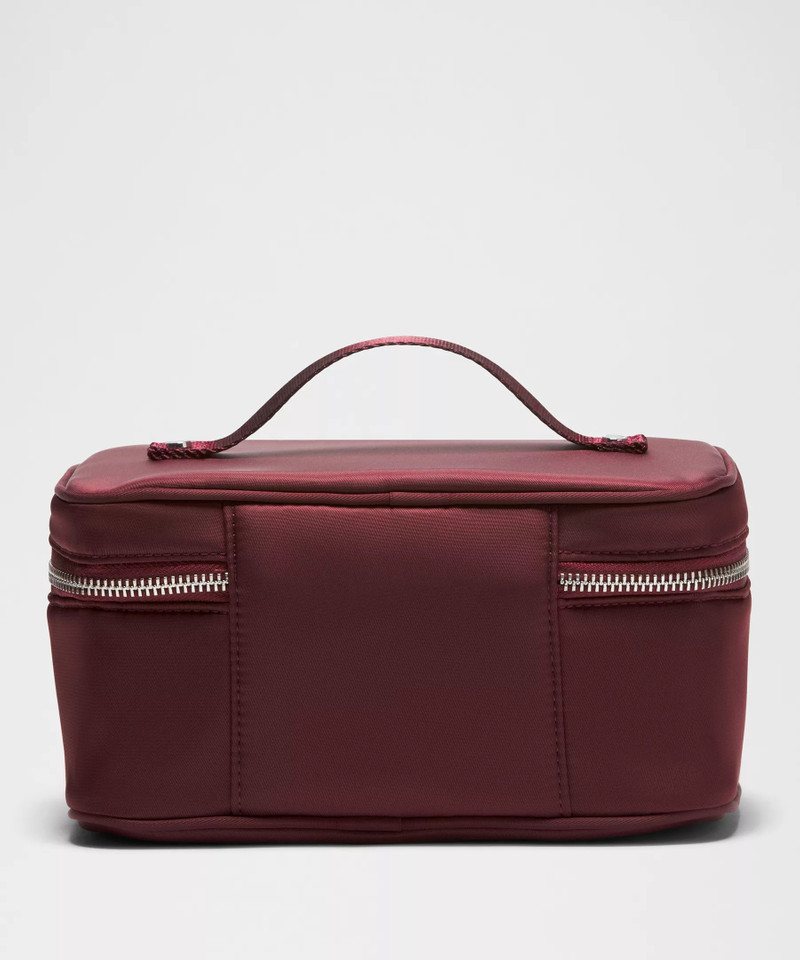 lululemon Travel Toiletry Bag 3.5L outlook