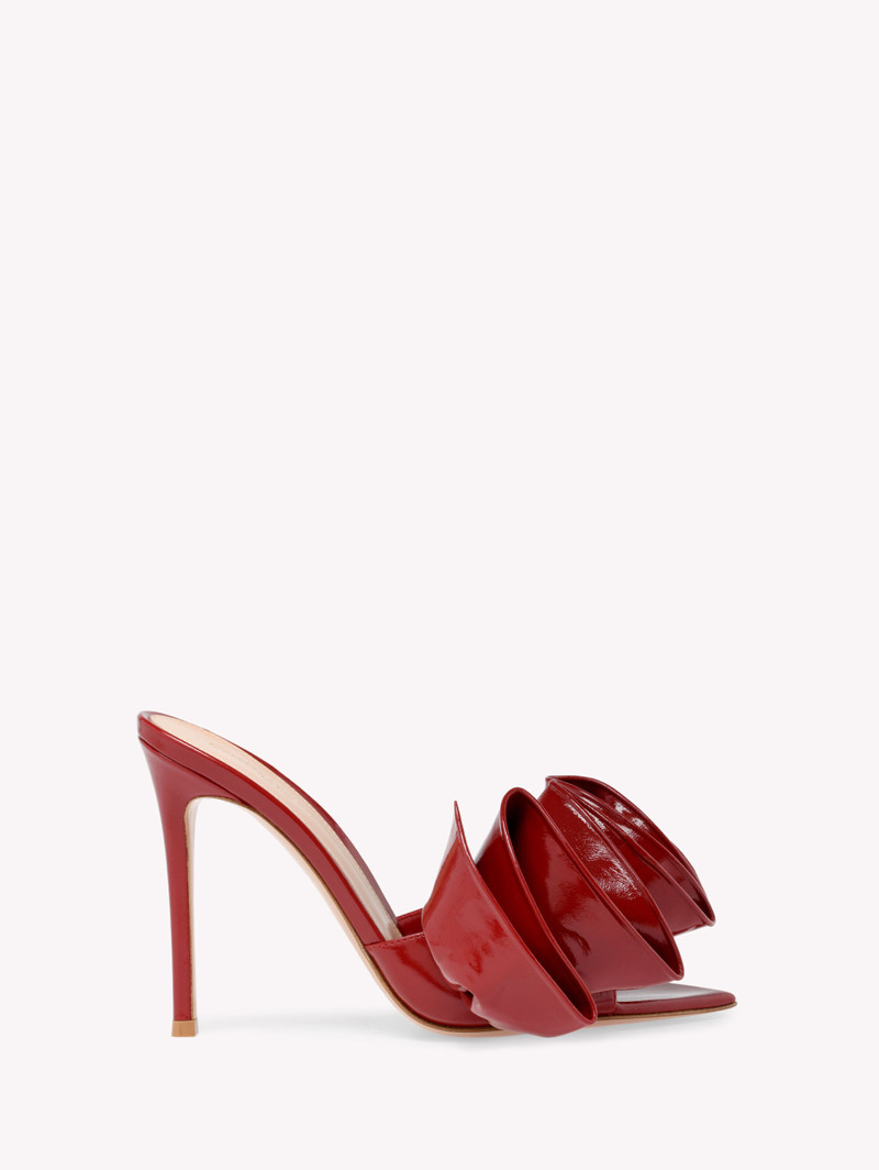GABRIELLE MULE - 1