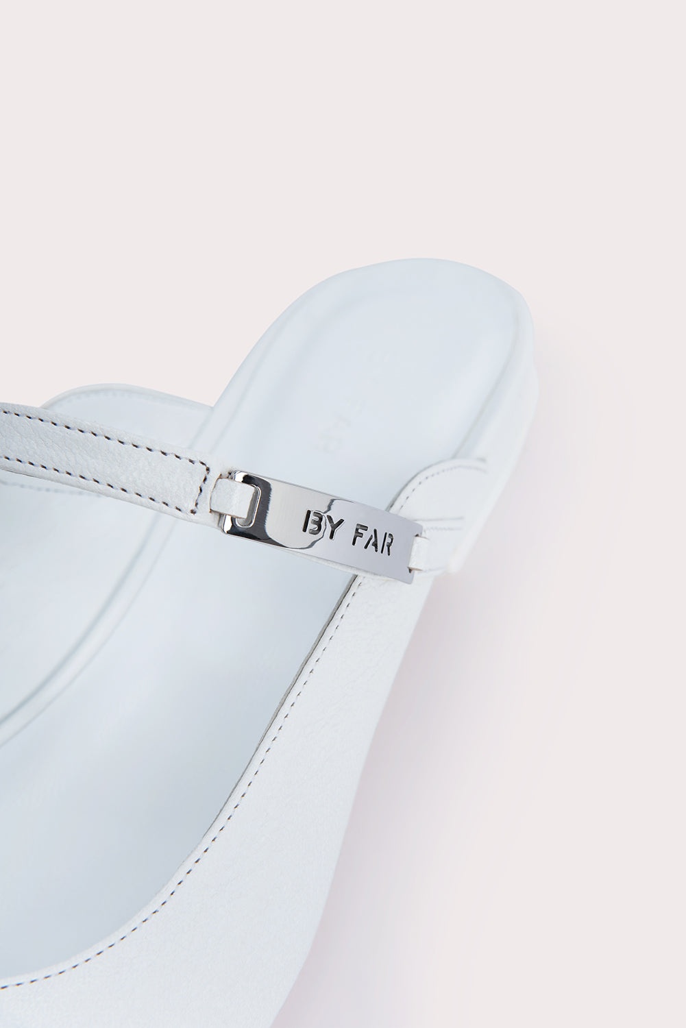 Etta White Grained Leather - 4