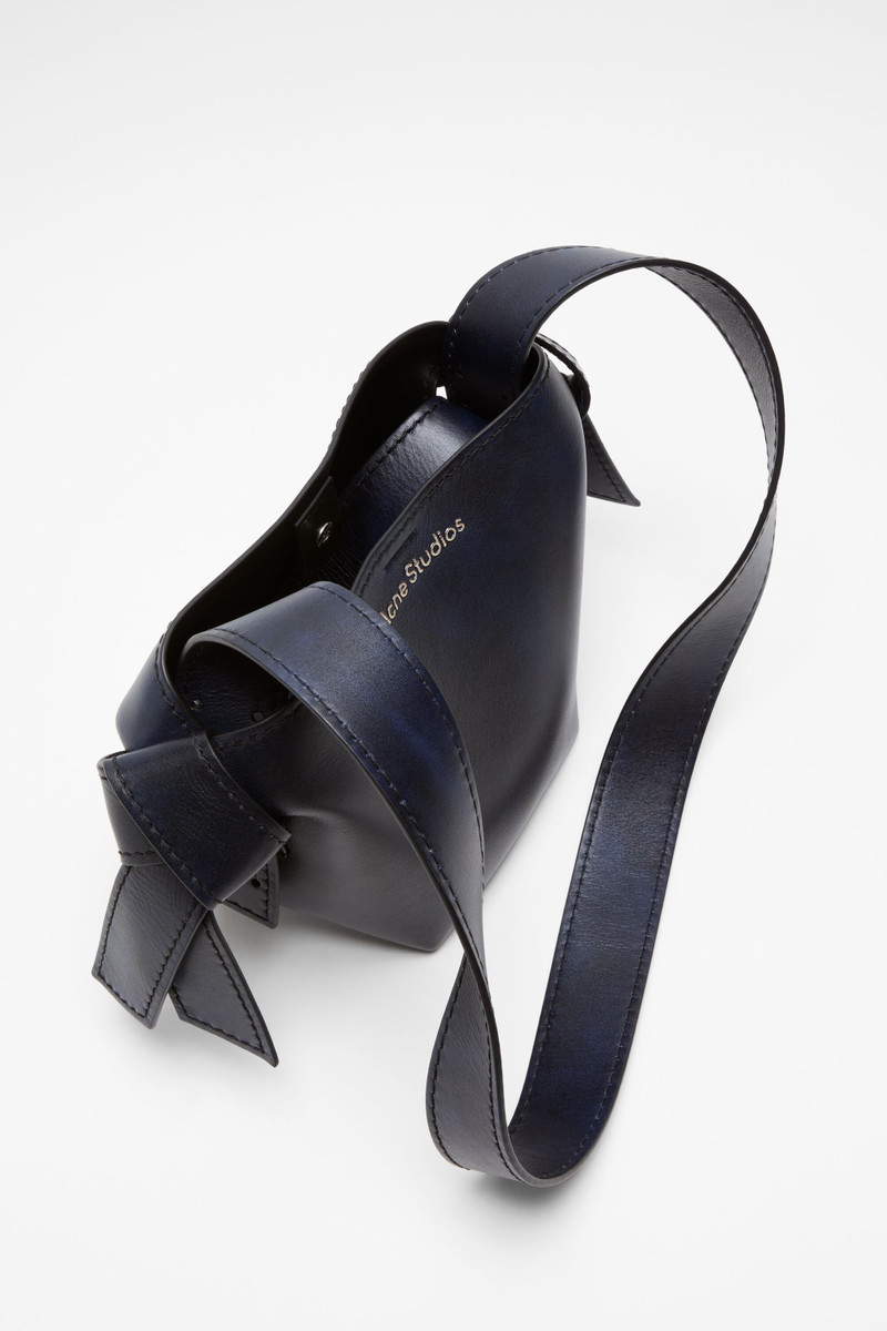 Acne Studios Musubi mini shoulder bag - Navy blue outlook
