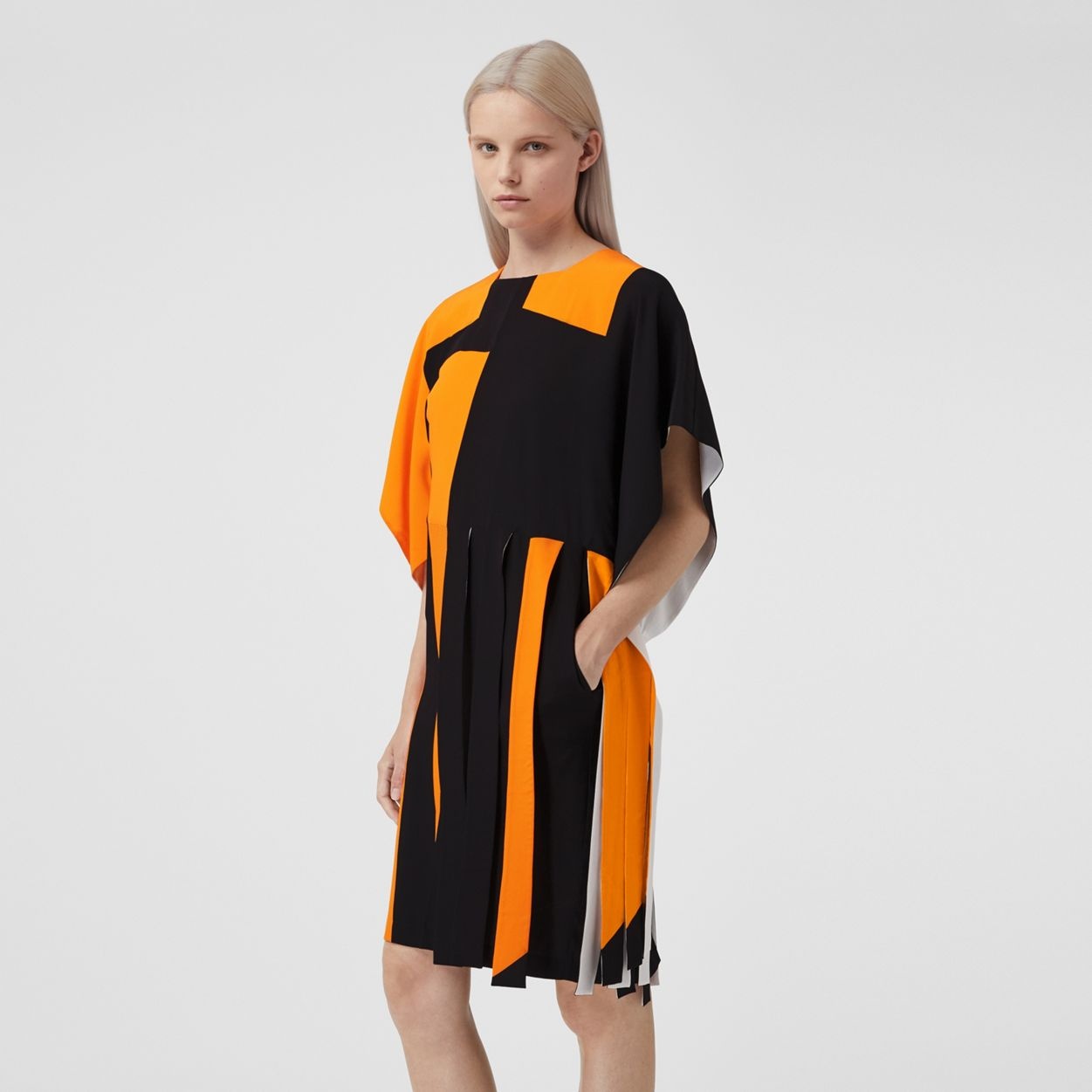 Cape Sleeve Geometric Print Silk Crepe de Chine Dress - 5