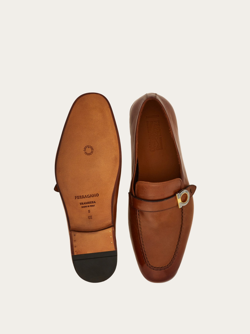 Tramezza loafer with Gancini ornament 6