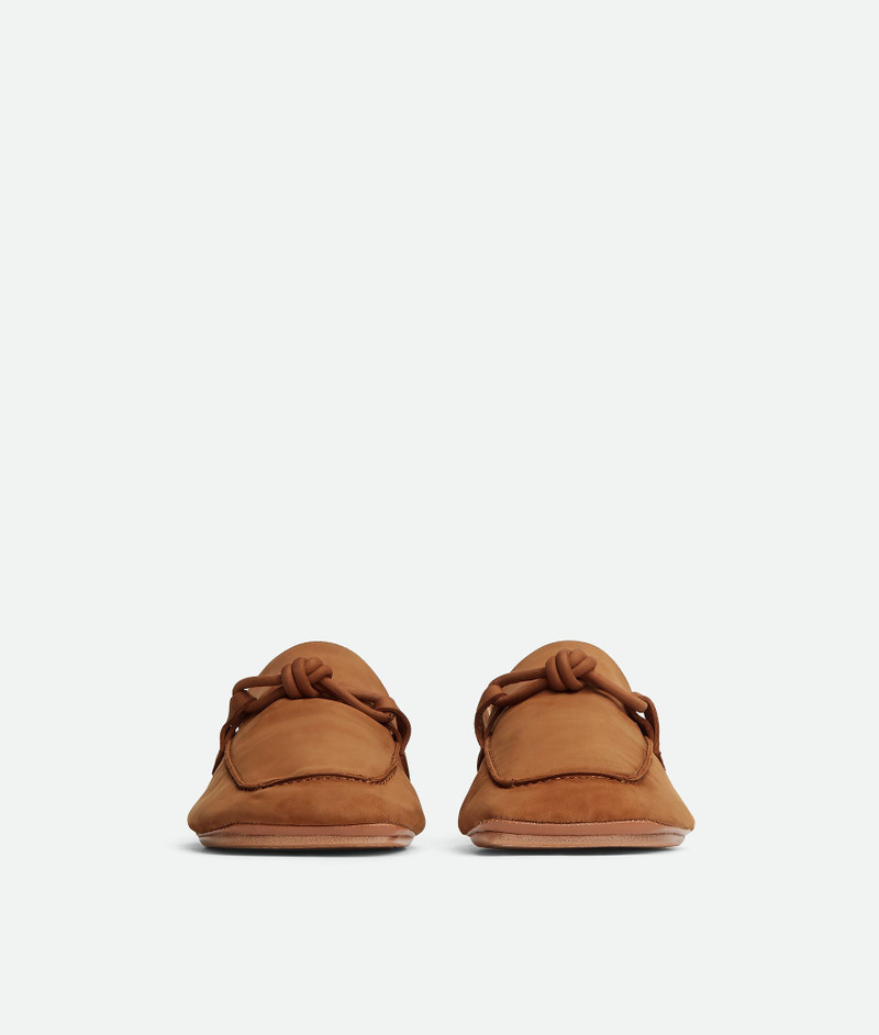 Bottega Veneta 아빠 Loafer outlook
