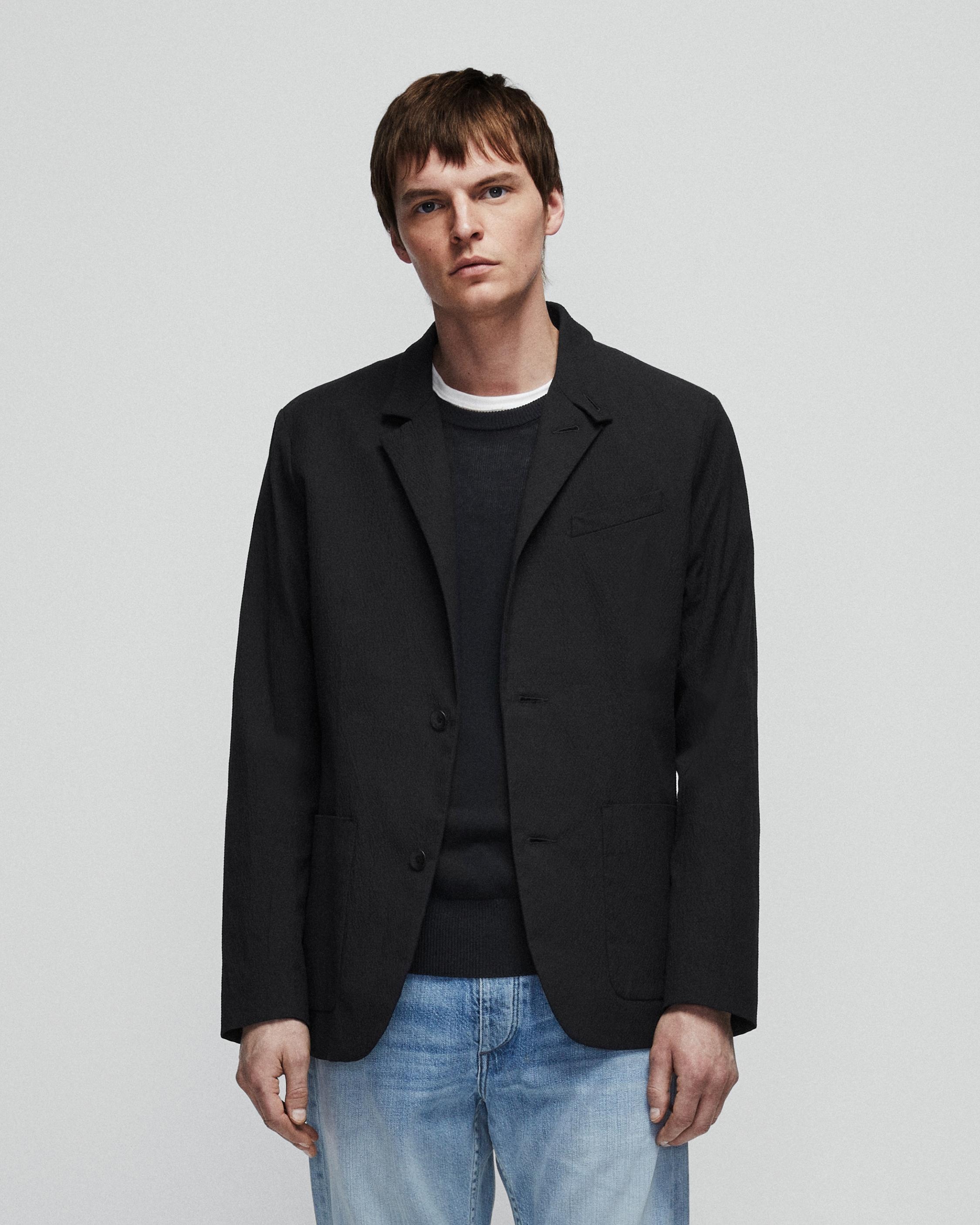 Linden Blazer
Stretch Seersucker Blazer - 2