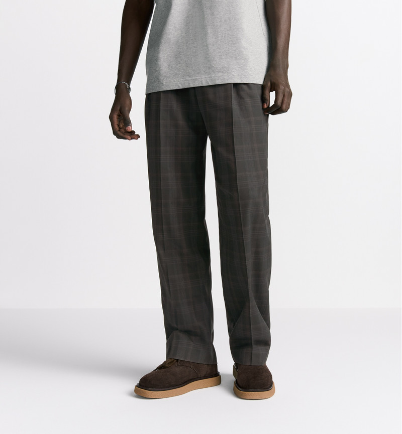 Dior Loose Pants outlook