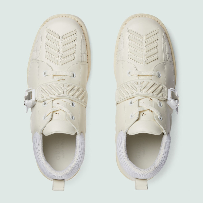GUCCI Men's lace-up shoe with buckle outlook