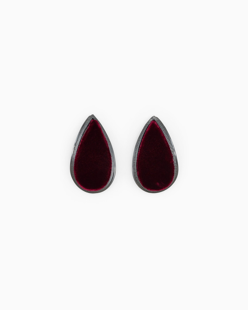 BRASS DROP EARRINGS COVERED IN VELVET 1