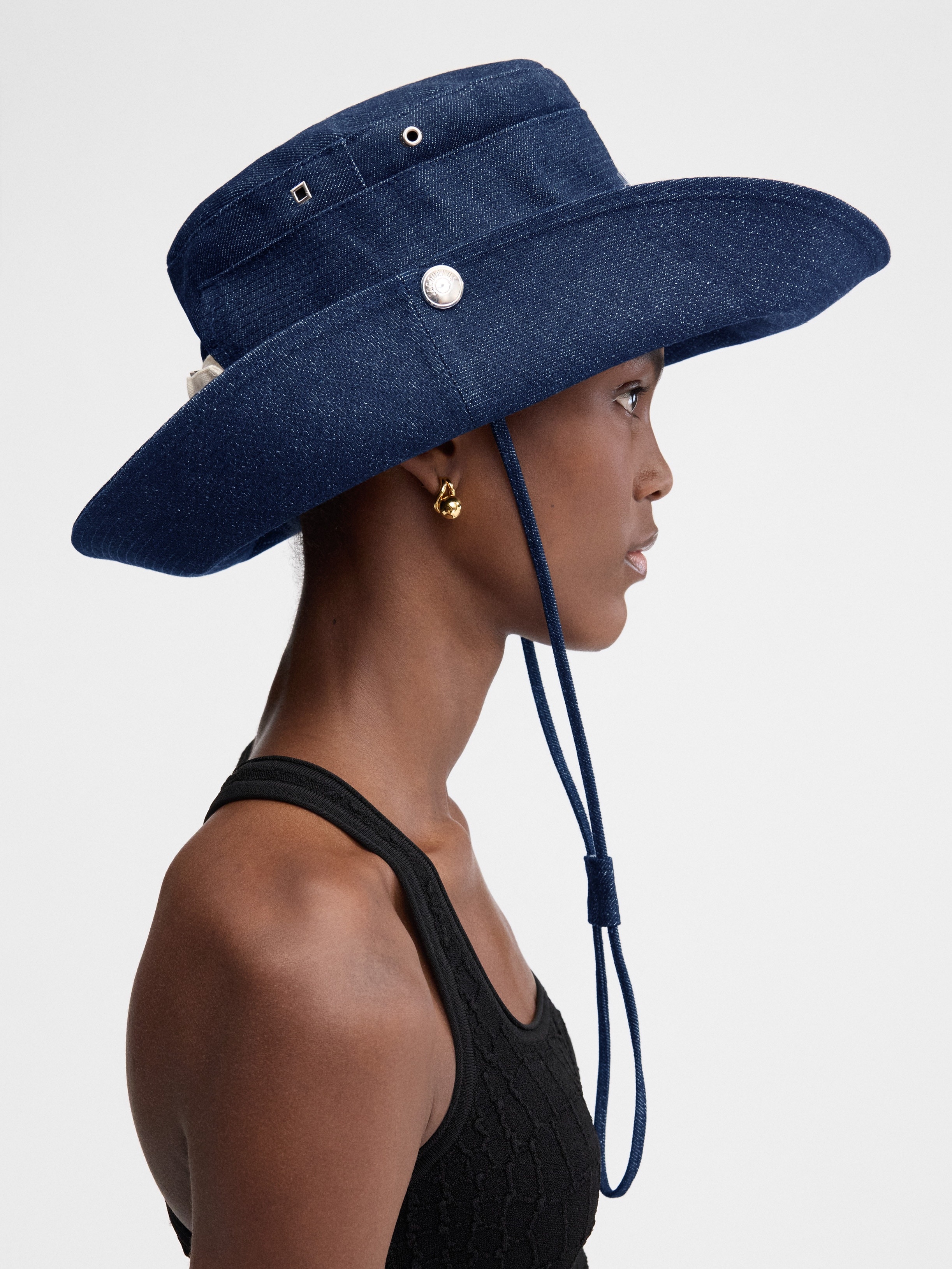 The de-Nîmes denim bucket hat - 8