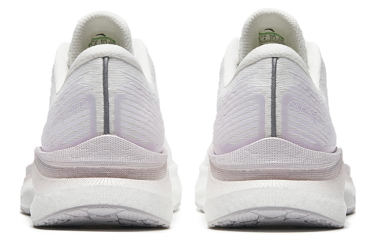 (WMNS) ANTA Running Shoes 'White Pink' 122335581S-7 - 4