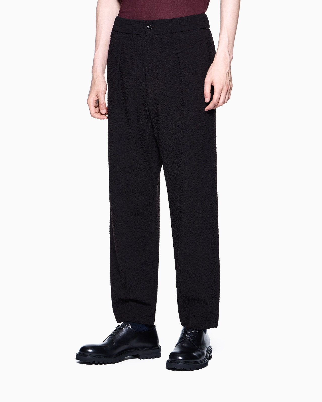 Single-pleat, virgin wool and cashmere seersucker trousers - 4