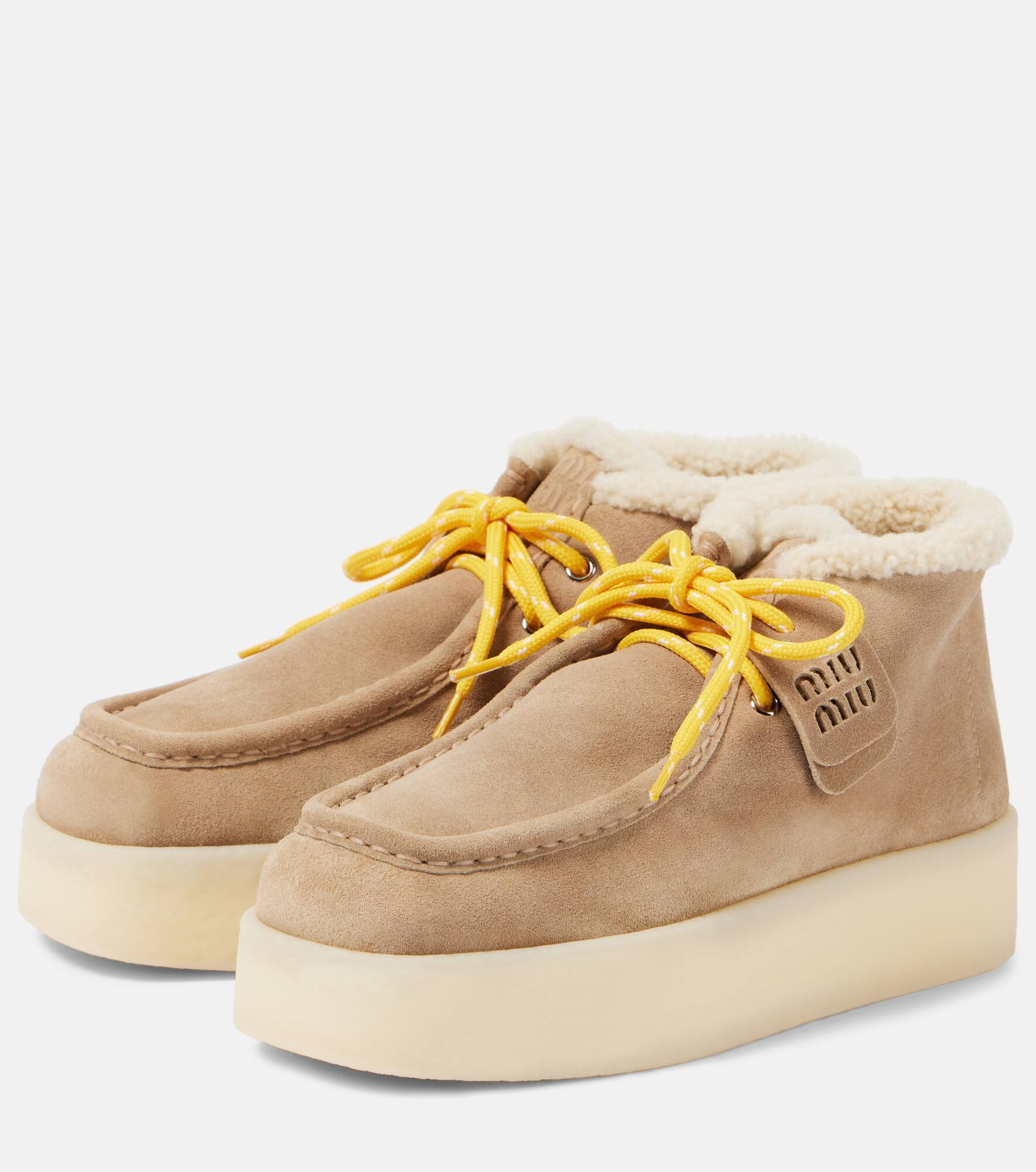 Shearling-lined leather platform ankle boots - 4