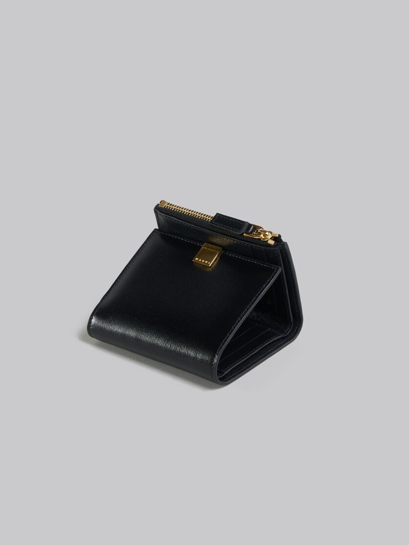 BLACK LEATHER TRIFOLD PRISMA WALLET - 4