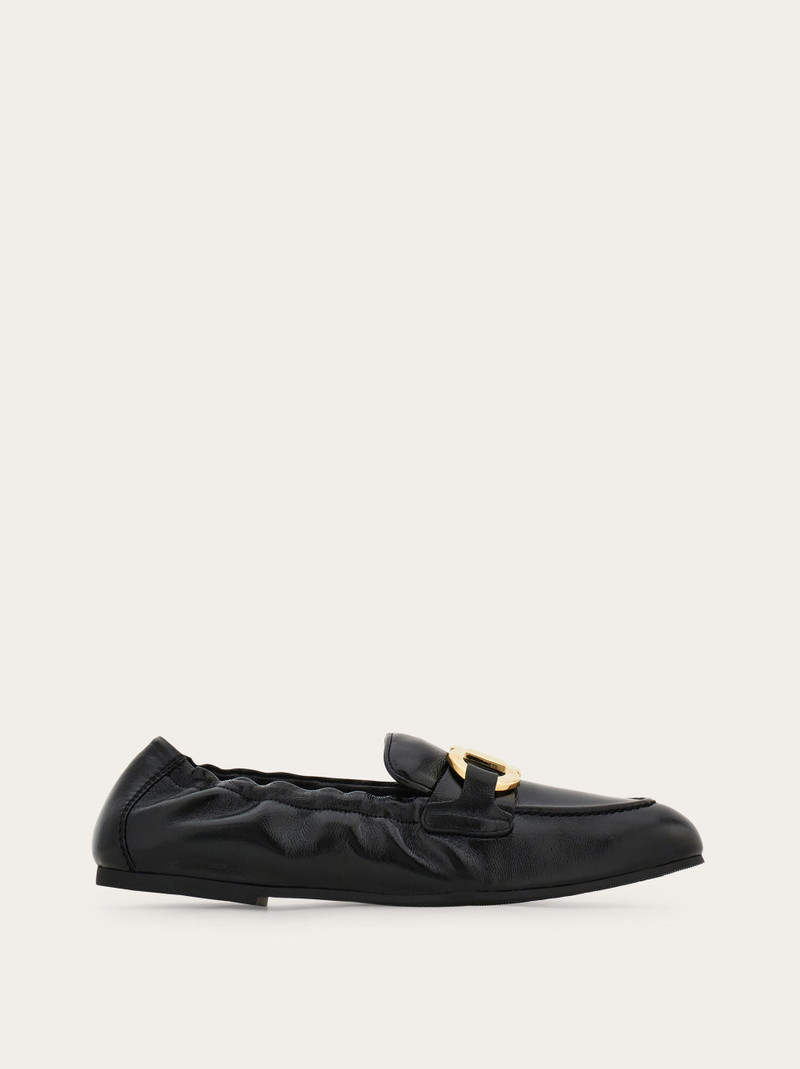 Elasticated loafer 1