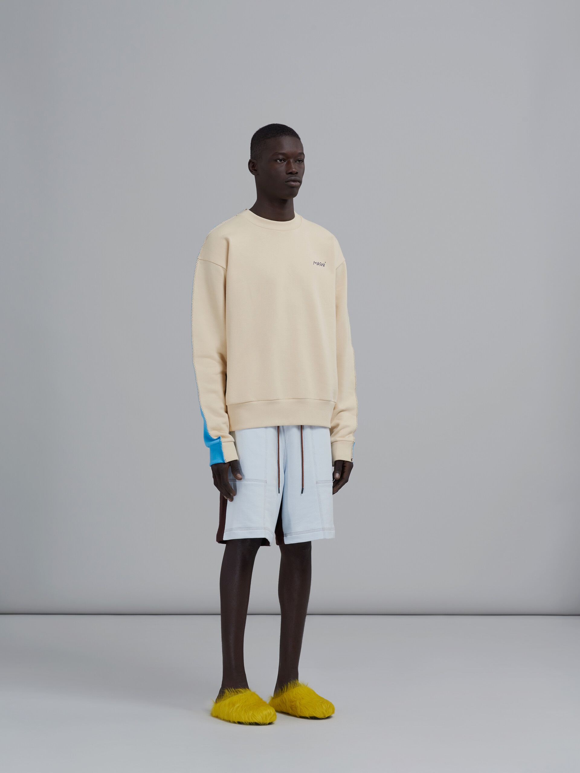 LIGHTWEIGHT JERSEY BERMUDA TROUSERS - 5
