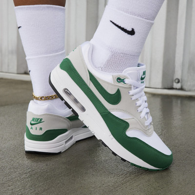 Nike Nike Women's Air Max 1 Shoes outlook